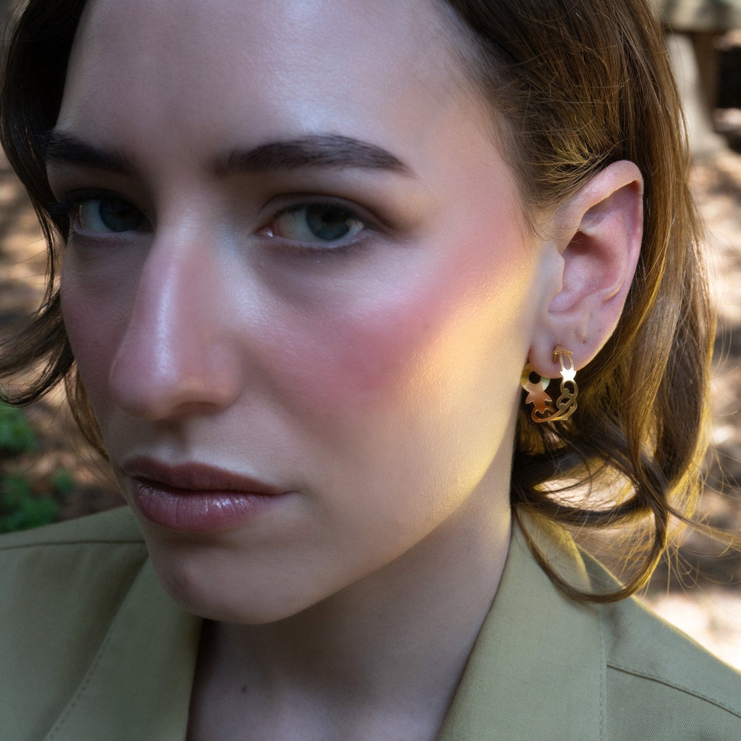 Boucles d'oreilles Rêveries, fabriquées à Paris par Marie-Louise Orlach.