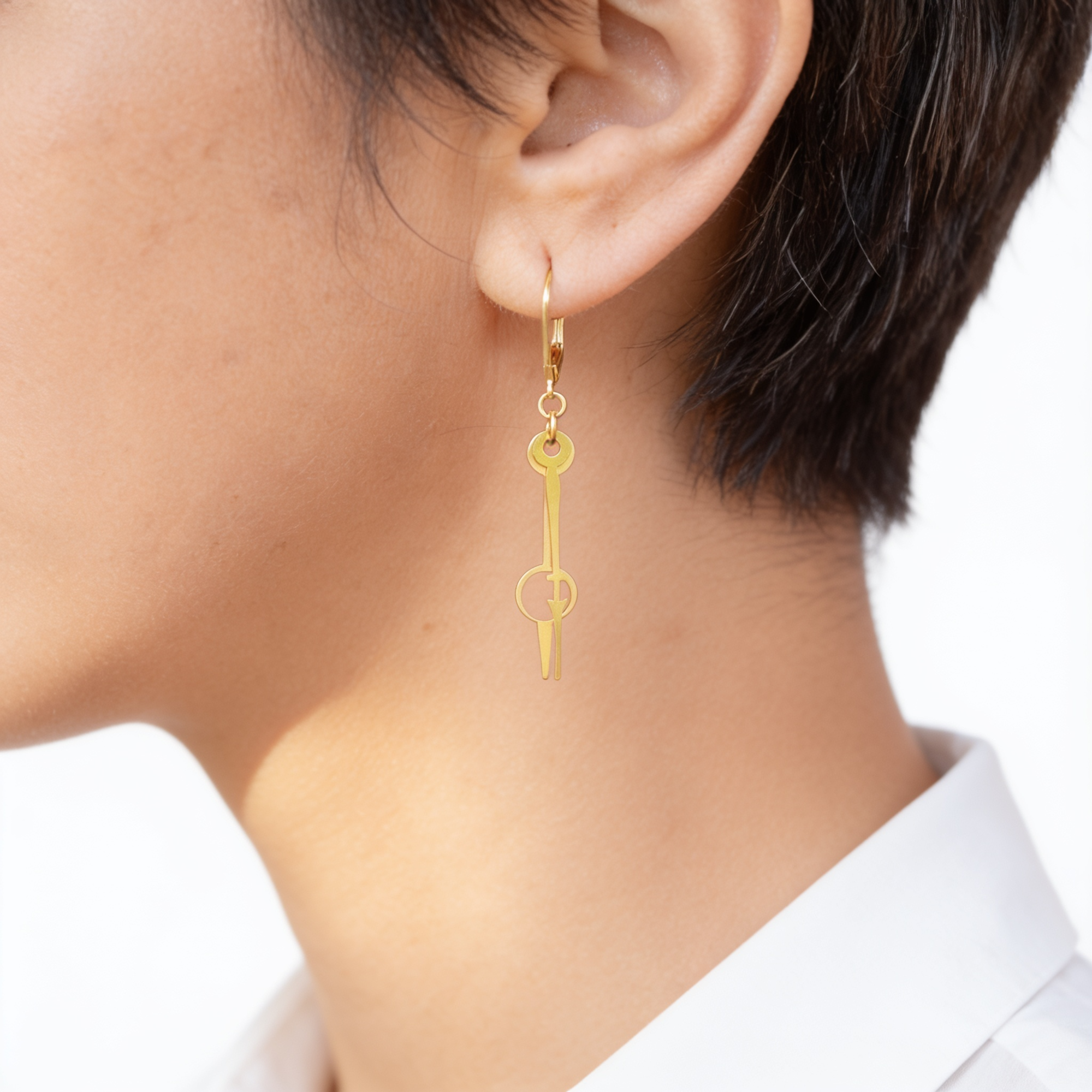 boucles d'oreilles "lumineuse" porté