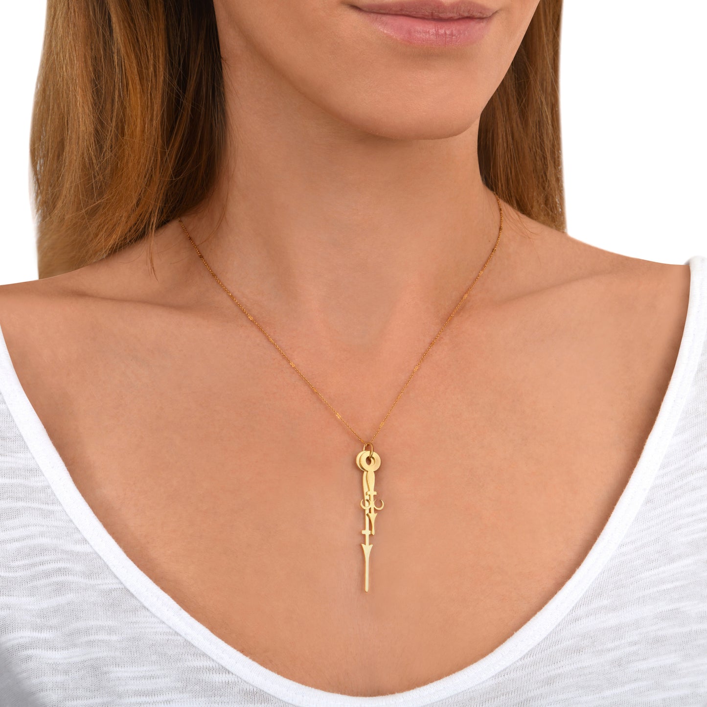 Collier Fêtes, fait main à Paris par Marie-Louise Orlach. Bijou élégant et délicat, doré à l'or fin.